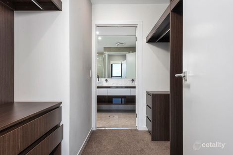 Property photo of 1705/28-30 Second Avenue Broadbeach QLD 4218