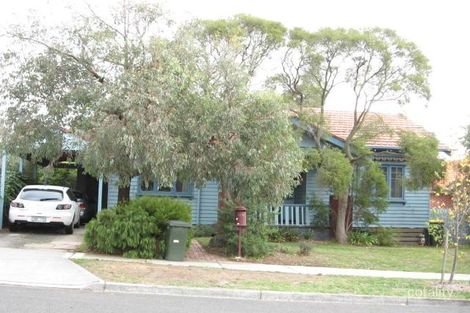 19 Acacia St, Box Hill, VIC 3128