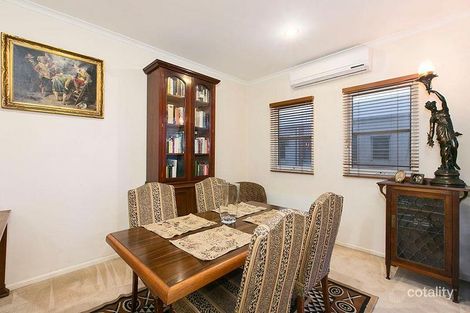 Property photo of 17/162 Stockmans Way Kensington VIC 3031