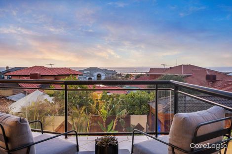 Property photo of 27 Randell Crescent Ocean Reef WA 6027