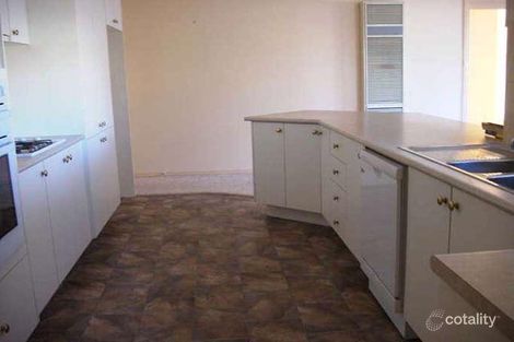 Property photo of 8 Alan Ridley Place Orange NSW 2800