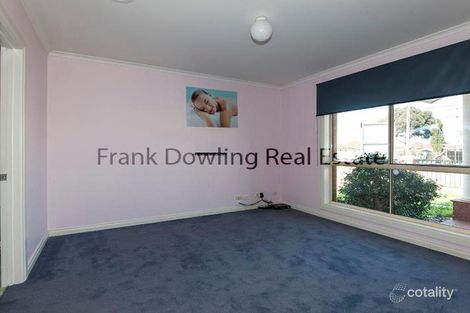 Property photo of 33 Suffolk Road Sunshine North VIC 3020