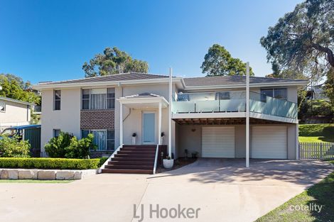 72 Fishing Point Rd, Fishing Point, NSW 2283