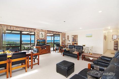 Property photo of 40 Sandstone Crescent Lennox Head NSW 2478