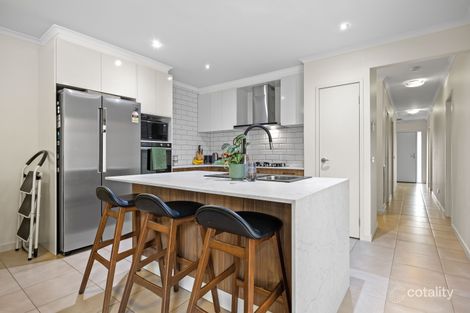 Property photo of 11 Willoby Drive Alfredton VIC 3350