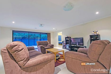 Property photo of 15 Gingelly Close Point Cook VIC 3030