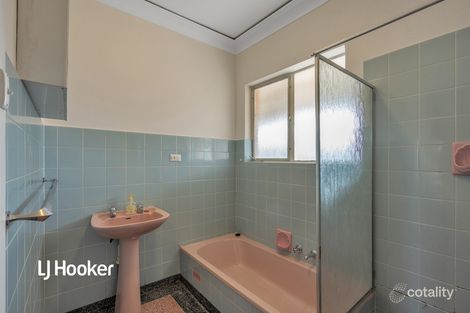 4 Birdwood Rd, Greenacres, SA 5086