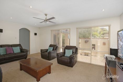 Property photo of 10 Wandarra Crescent Bradbury NSW 2560