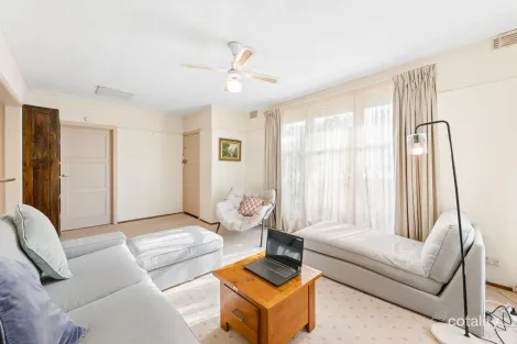 Property photo of 24 Murray Avenue Red Cliffs VIC 3496