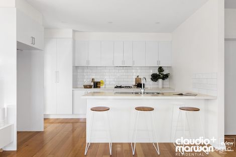 Property photo of 2/68 Gowrie Street Glenroy VIC 3046