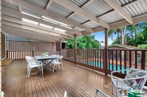 Property photo of 177 Wynnum North Road Wynnum QLD 4178