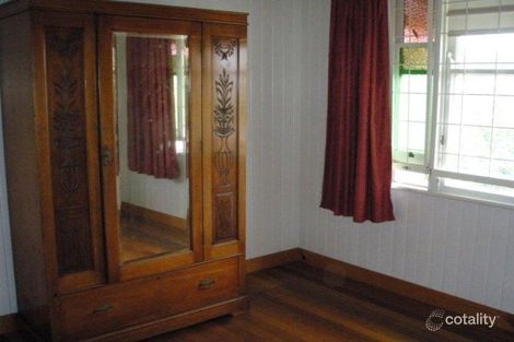 Property photo of 13 Second Avenue Sandgate QLD 4017