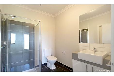 Property photo of 23 Queenie Way Cranbourne West VIC 3977