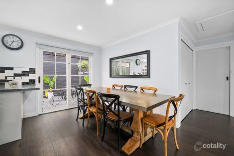 Property photo of 2/279 Blackburn Road Mount Waverley VIC 3149