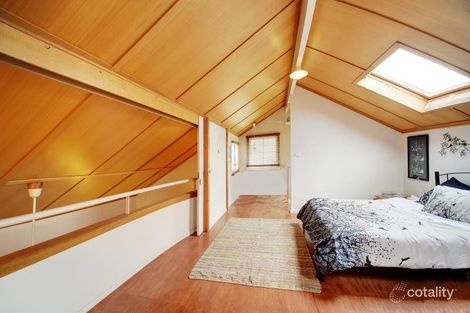 Property photo of 16 Service Street Caulfield North VIC 3161