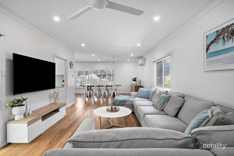 Property photo of 32 Tobruk Avenue Engadine NSW 2233
