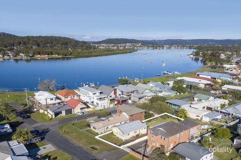 Property photo of 8 Grevillia Avenue Davistown NSW 2251