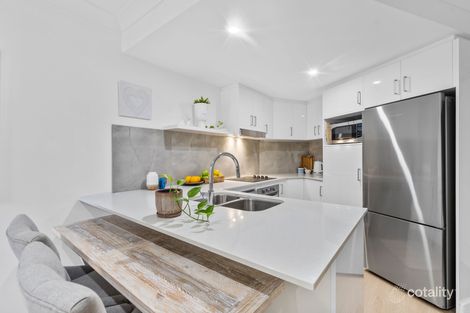 Property photo of 3/38 Abalone Avenue Paradise Point QLD 4216