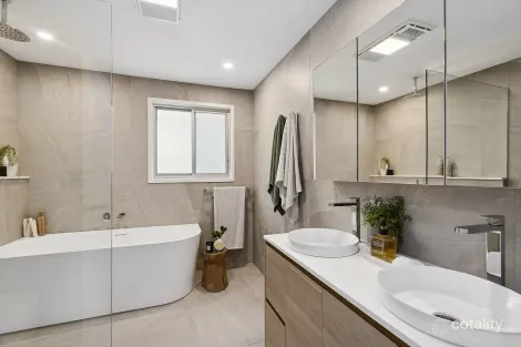 Property photo of 21 Valley View Road Wyoming NSW 2250