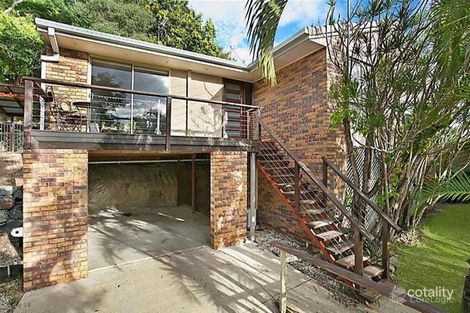 Property photo of 11 Rossmoyne Close Elanora QLD 4221