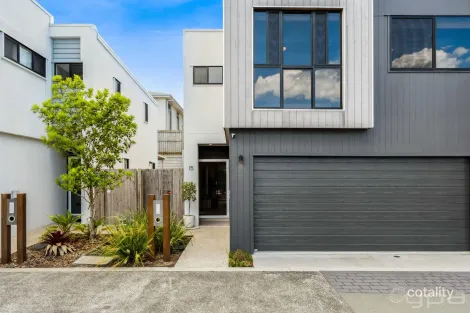 15/7 Angela Way, Pimpama, QLD 4209