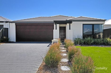 27 Kennedia Ent, Dayton, WA 6055