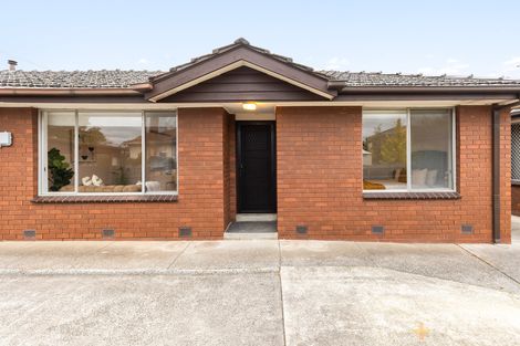 2/147 ESSEX ST, WEST FOOTSCRAY, VIC 3012