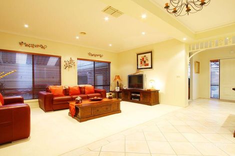 Property photo of 48 University Drive Mill Park VIC 3082