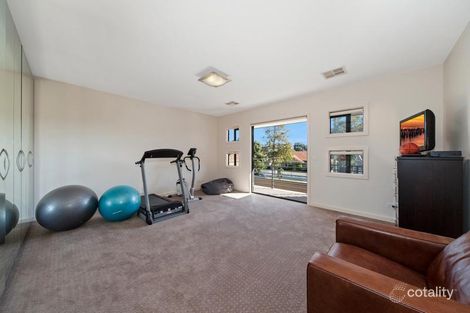 54 Earlsfield Rd, Hampton, VIC 3188