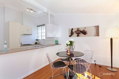 Property photo of 76 Thomas Street Kangaroo Point QLD 4169