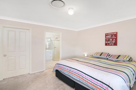 Property photo of 4 Jupiter Circuit Cameron Park NSW 2285