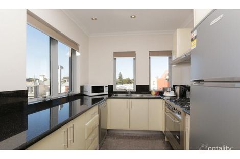 14/6 Antonas Rd, Northbridge, WA 6003