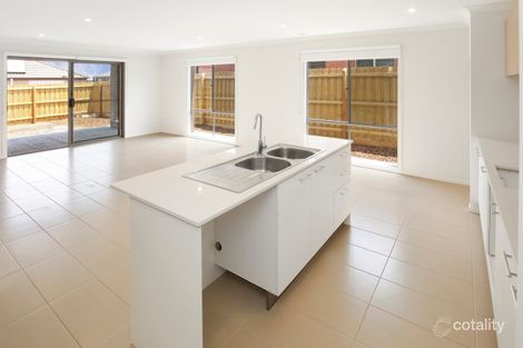 11 Barnato St, Weir Views, VIC 3338