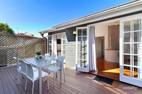 Property photo of 76 Thomas Street Kangaroo Point QLD 4169