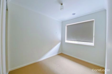 Property photo of 29 Postema Drive Point Cook VIC 3030