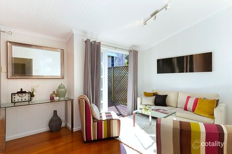 Property photo of 76 Thomas Street Kangaroo Point QLD 4169