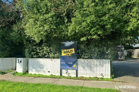 Property photo of 13 Jesmond Road Croydon VIC 3136
