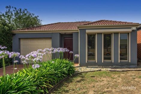 18 Hounslow Grn, Caroline Springs, VIC 3023