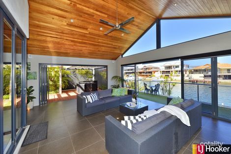 27 Brindabella Cres, Halls Head, WA 6210