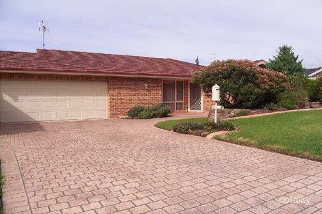 3 Alex Cl, Ourimbah, NSW 2258