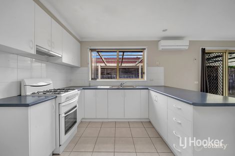 Property photo of 90 Oaktree Drive Hampton Park VIC 3976