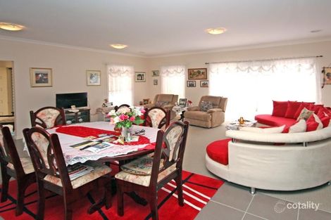 Property photo of 3/8 McLaren Avenue Cranbourne VIC 3977