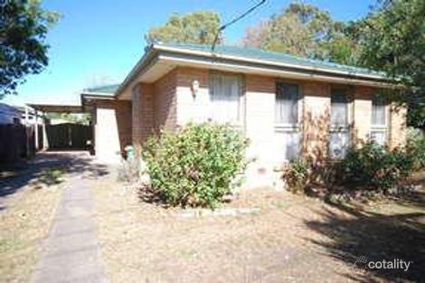 25 Roberts Rd, Cranbourne, VIC 3977