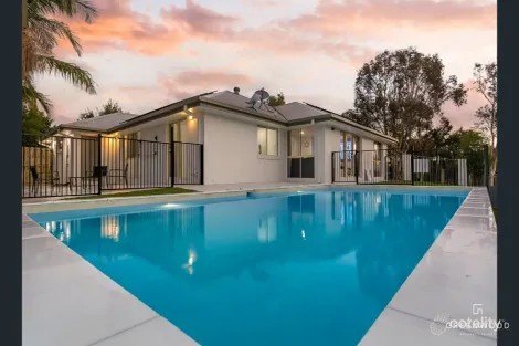 4 Icefire Lane, Coomera, QLD 4209
