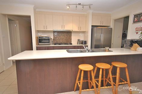 Property photo of 5 Palmer Drive Narre Warren VIC 3805