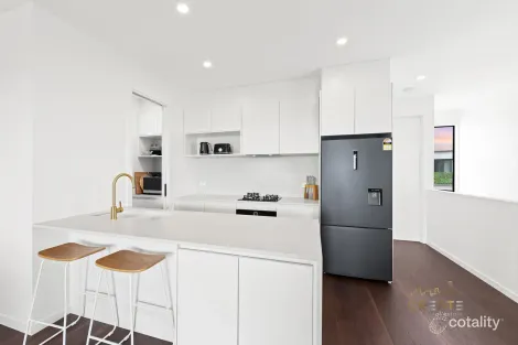 Property photo of 15 Shadowbox Court Sunshine North VIC 3020