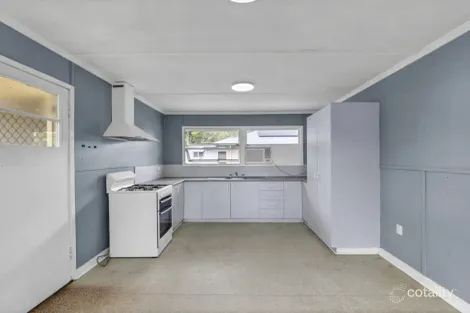 Property photo of 20 Crosshill Street Leichhardt QLD 4305