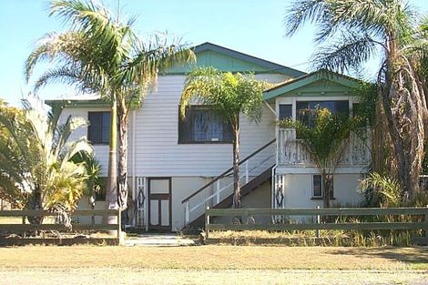 4 Bunda St, Bundaberg East, QLD 4670