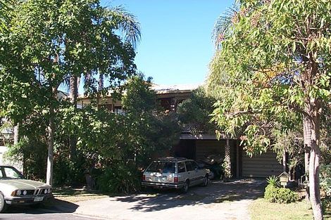 11 Rebecca Ct, Broadbeach Waters, QLD 4218