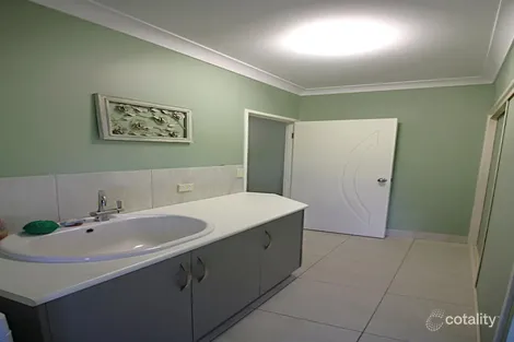 Property photo of 19 Estate Avenue Toll QLD 4820